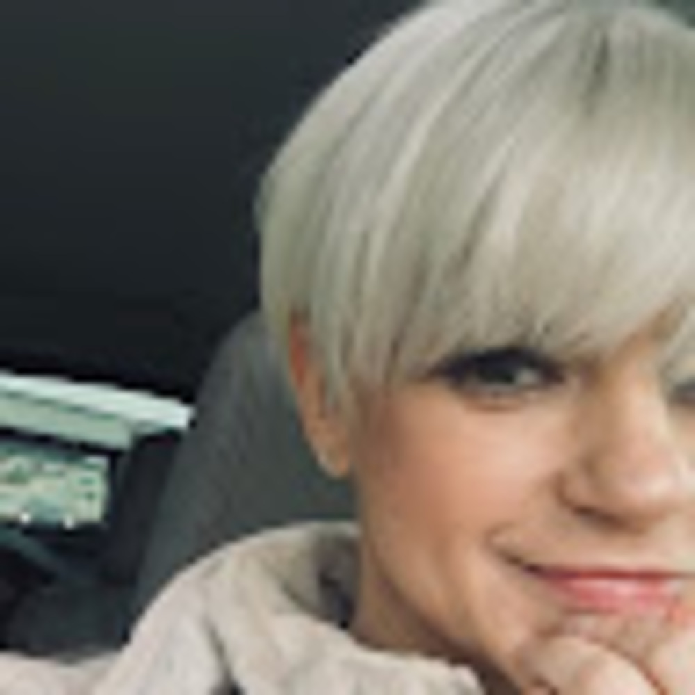 Meet your Posher, Jade